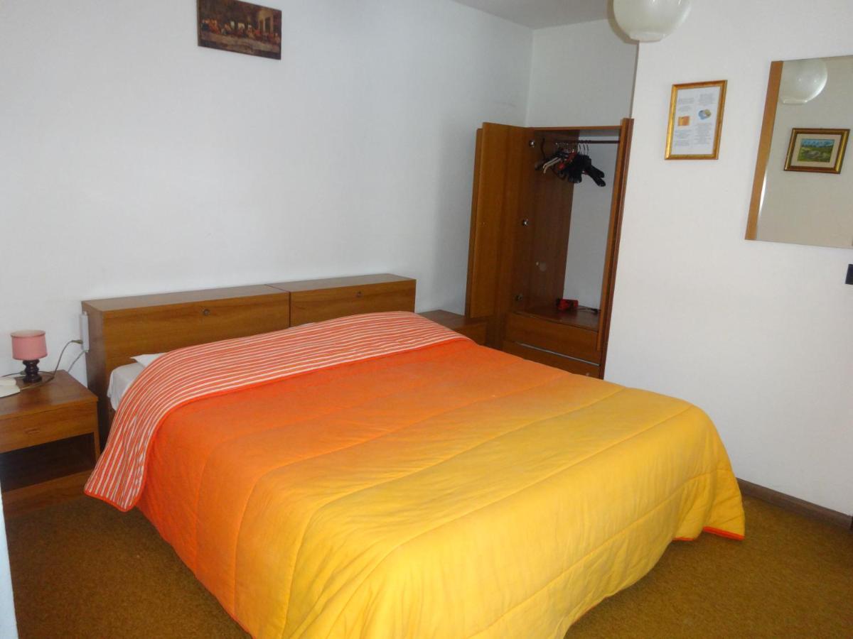 Hotel Genzianella Presenaio Екстериор снимка